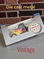 Liberty Classics 1937 Chevrolet die-cast bank car trunk vintage