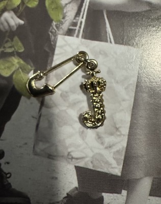 Juicy Couture Pin Viva La Juicy Luxury Safety Pin Gold Toned Cute Unique 1.5 