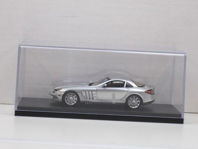 Mercedes-Benz SLR McLaren 722 in silber ohne Box + Vitrine Fline 1:43 Handarbeit