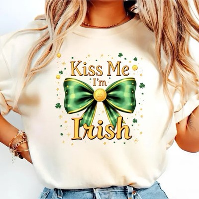 Kiss Me I'm Irish St. Patrick's Day Unisex T-Shirt Shamrock Lucky Gift