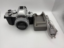 Olympus OM-D E-M10 Mark II Mirrorless Camera 14-42 Lens Used From Japan