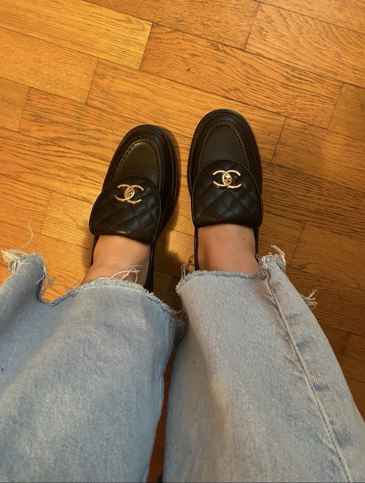 Mocassin noir chanel taille 37 - Photo 4/4