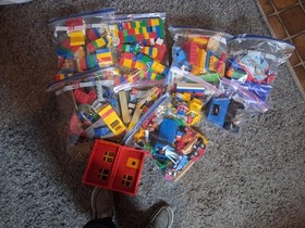Lego Duplo 5554 Thomas Load and Carry Train Set 2005 Used MIXED LOT