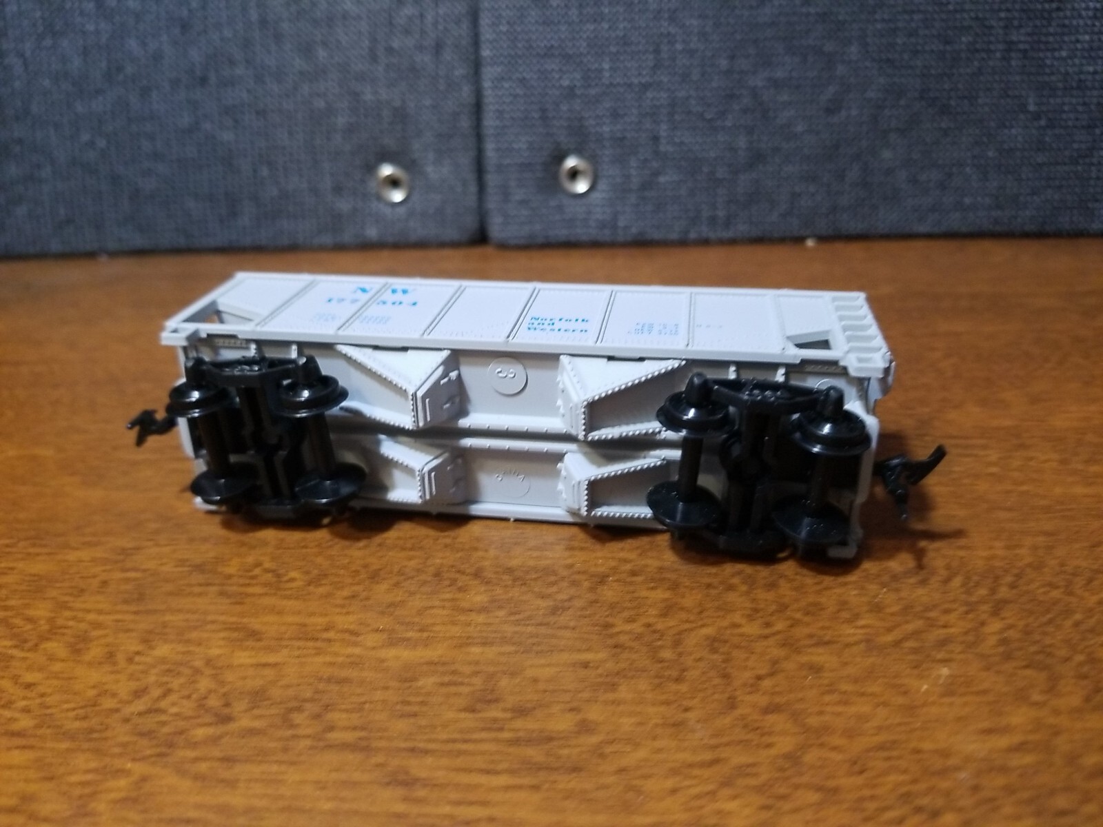 Picture 8 of 10