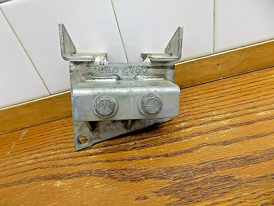 Jaguar XJS 1983-1987 montaje de transmisión Foto 2 de 4