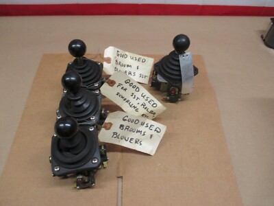 JS5M107588 JOYSTICK CONTROLLER OEM CONTROLS 1 LOT OF 4 PIECES          USED    