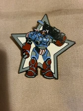 2014 SDCC EXCLUSIVE BLIZZARD BLIZZCON COLOR Raynor Stars & Stripes Pin **RARE**