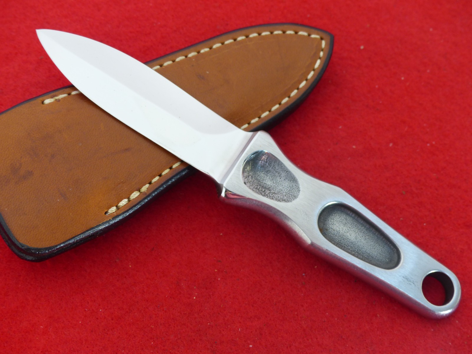 RARE AG Russell Germany stainless integral STING Fixed Blade Dagger Knife MINT