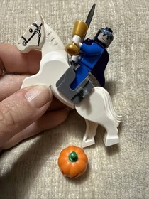 LEGO Scooby-Doo Headless Horseman Minifig Scd002  with Horse/Saddle Shaggy