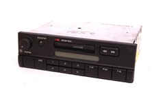 VW Alpha CC Autoradio Golf 3 Polo 6N Passat 35i 1H0035156 A + Code *MC defekt