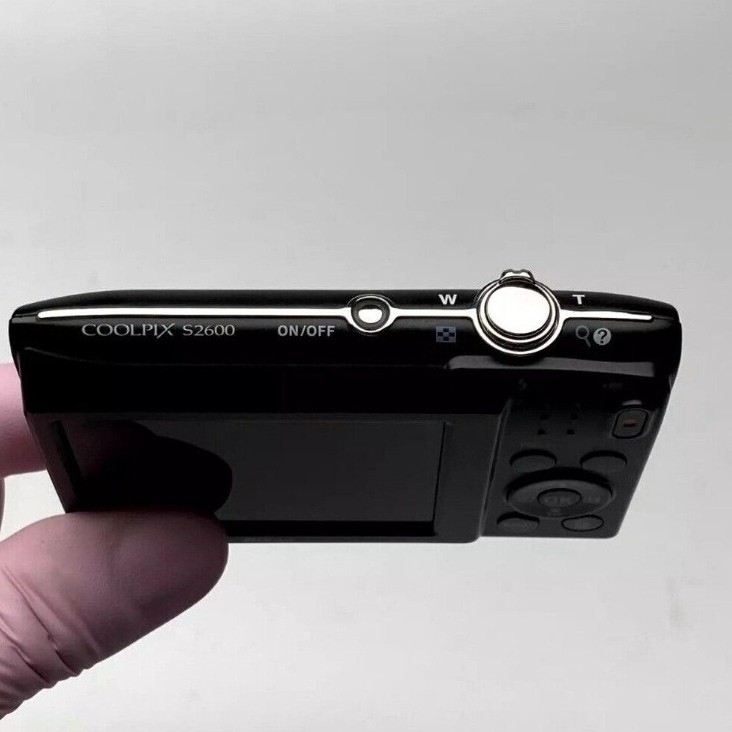 Nikon COOLPIX S2600 Digital Camera 14.0MP 5x Optical Zoom CCD Face