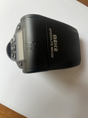 Blitz für Fujifilm Meike MK320 TTL Speedlite neuwertig