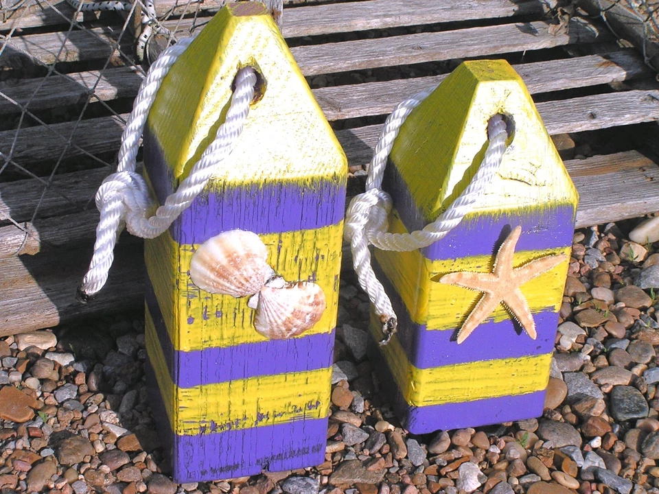 Jardín Náutico, Fuente, Estanque Boyas Langosta, Estrellas de Mar y Conchas de Mar, Púrpura Foto 2 de 4