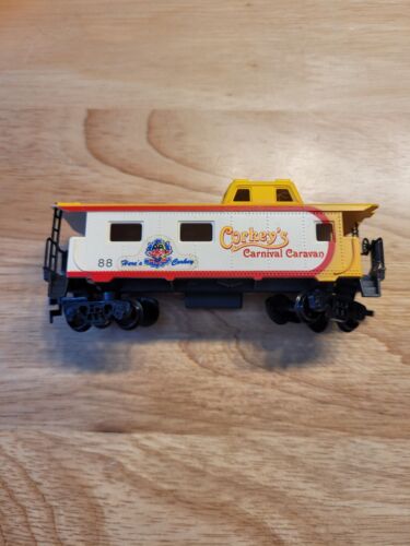 Ho Scale Corkey's Caravan Caboose #88 *sehr gepflegt*