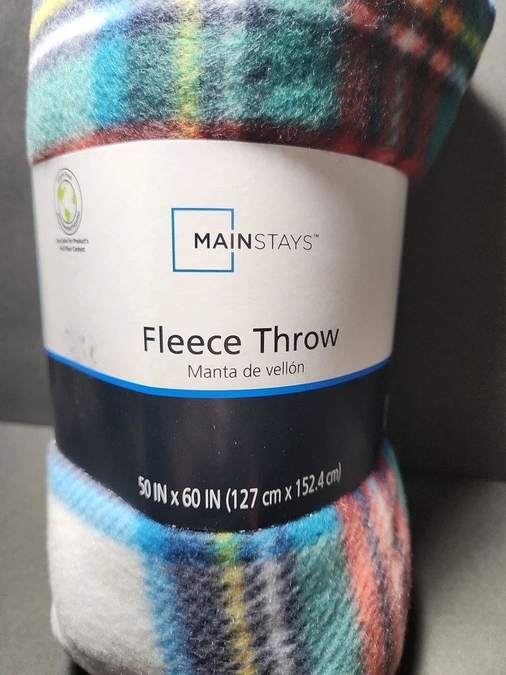 Mainstays Fleece Throw Blanket 50x60 in Holiday Plaid Super Soft - Image 2 of 4