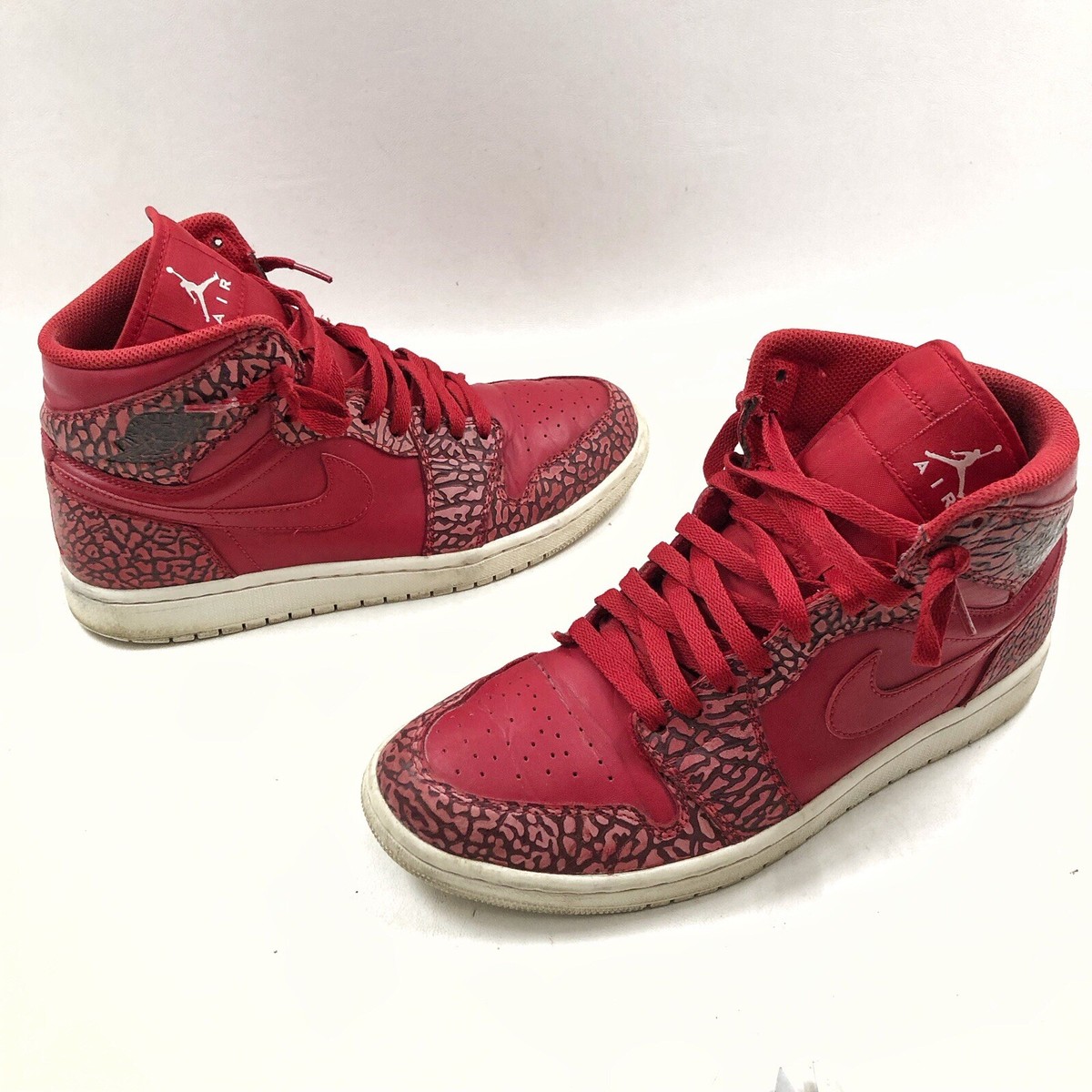 靴 Nike Air Jordan1 High Red Elephant Print Nike Air Jordan 1 Retro High 