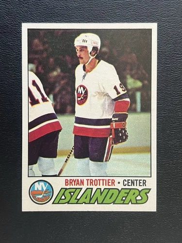 1977-78 Topps Hockey card #105, BRYAN TROTTIER, N. Y. Islanders, (HOF/2nd year)