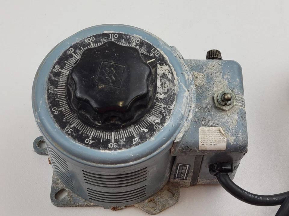 Autotransformador variable Fisher-Scientific Superior Electric Powerstat 3PN116B Foto 2 de 4