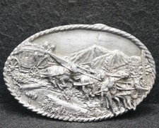 WK23143 NOS VINTAGE 1983 HORSES PULLING STAGECOACH WESTERN ART BELT BUCKLE