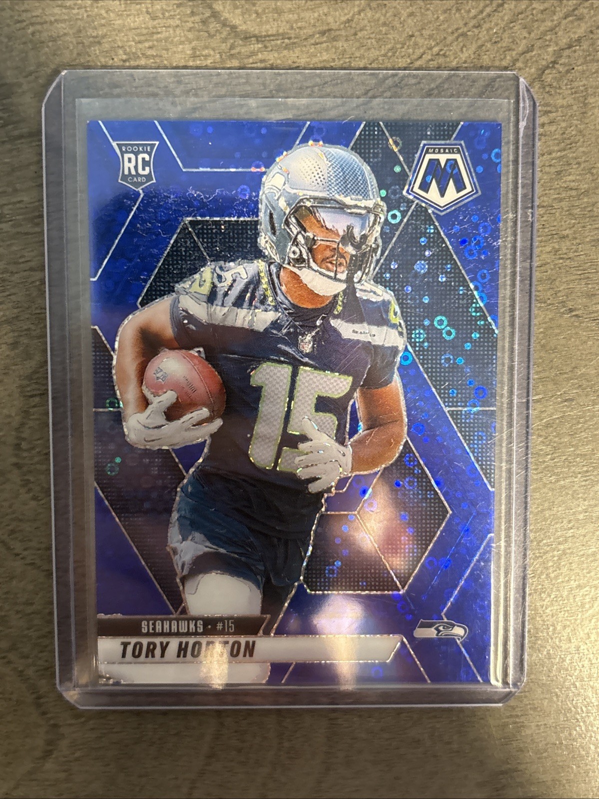 2025 Panini Mosaic - Rookies Tory Horton #396 Blue Mosaic Prizm /99 (RC)