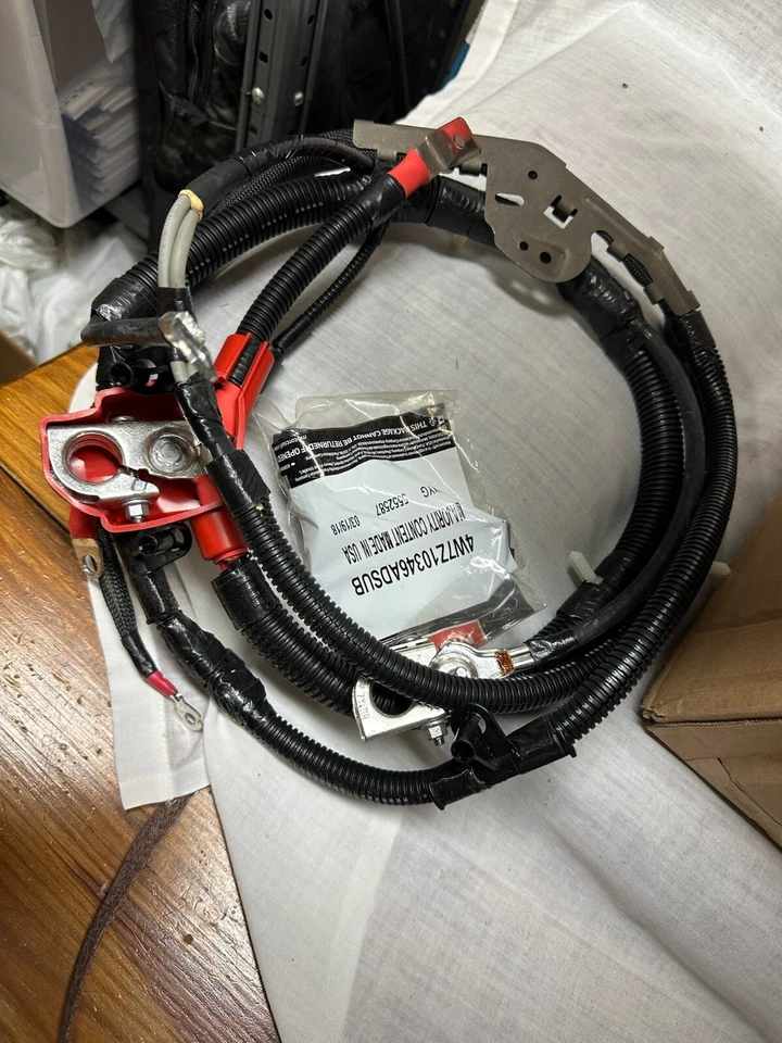 FORD CROWN VICTORIA 2004-2005 MONTAJE ALTERNADOR 4W7Z10346AD Foto 3 de 4