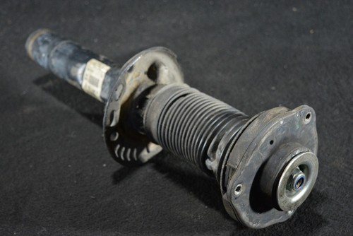 VW Passat 3C Variant Stoßdämpfer vorne rechts 3C0413031AB