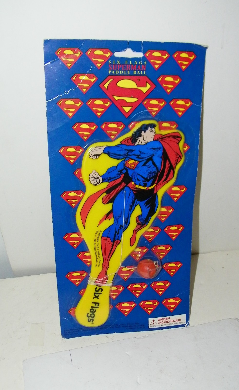 Vintage/Marvel/DC/Comics(SUPERMAN Shaped /PADDLE/BALL)1996/New/Sealed Six Flags