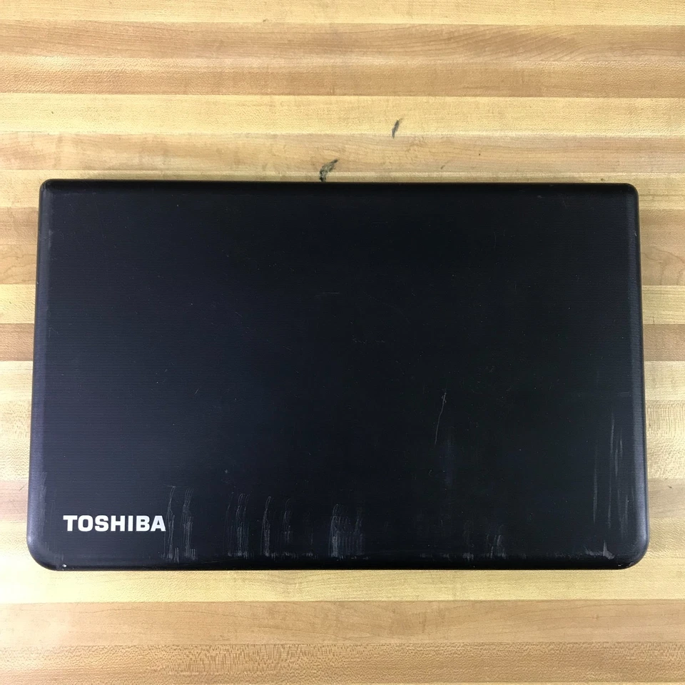 Toshiba Satellite Retro Gaming Laptop Celeron 2.13GHz 4GB RAM (Windows 8.1) - Image 4 of 4