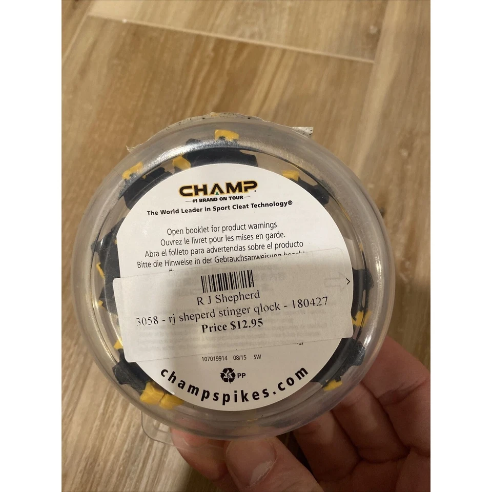 Champ Stinger Scorpion Q-Lock Soft Golf Spikes Pack Of 18 New - Image 3 of 4