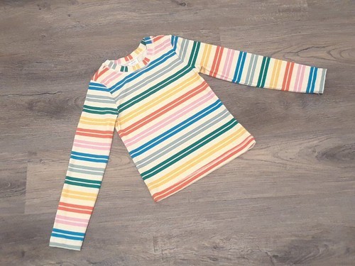 EUC Hanna Andersson girls size 130 rash guard top rainbow striped size 8