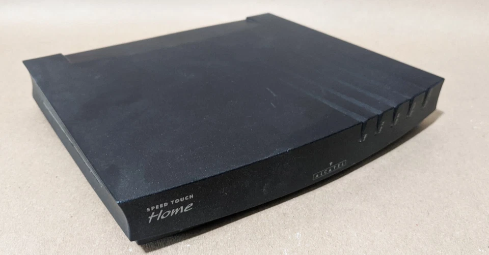 Genuine Alcaltel Telecom Speed Touch Home Network DSL ADSL Modem w/Power Adapter - Image 4 of 4