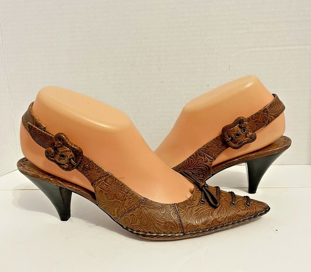 VINCE CAMUTO WOMENS POINTY TOE BROWN LEATHER SLINGBACK PUMPS SZ 6B