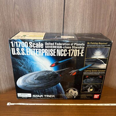 Bandai Star Trek 1/1700 Scale U.S.S. ENTERPRISE NCC-1701-E 1/1700