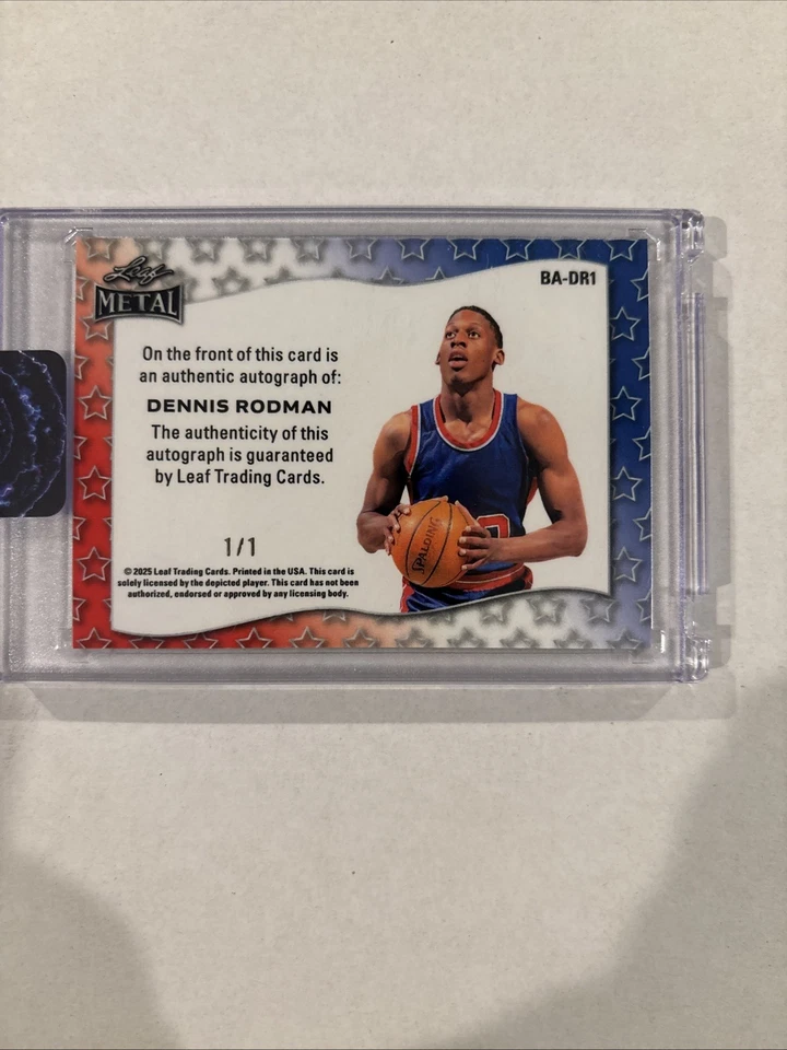 Tarjeta coleccionable autografiada de Dennis Rodman Metal Universe 1/1 Foto 2 de 3