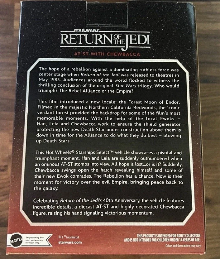 SDCC 2023 Mattel Hot Wheels Star Wars Return of the Jedi AT-ST con Chewbacca Foto 3 de 4