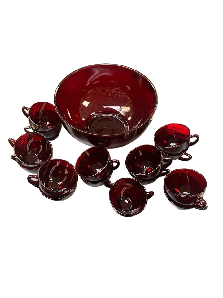 23 PC Ruby Red Vintage Glass Punch Bowl Set. 1 Bowl 15 Cups, 7 Saucers , 1 Plate - Image 3 of 4