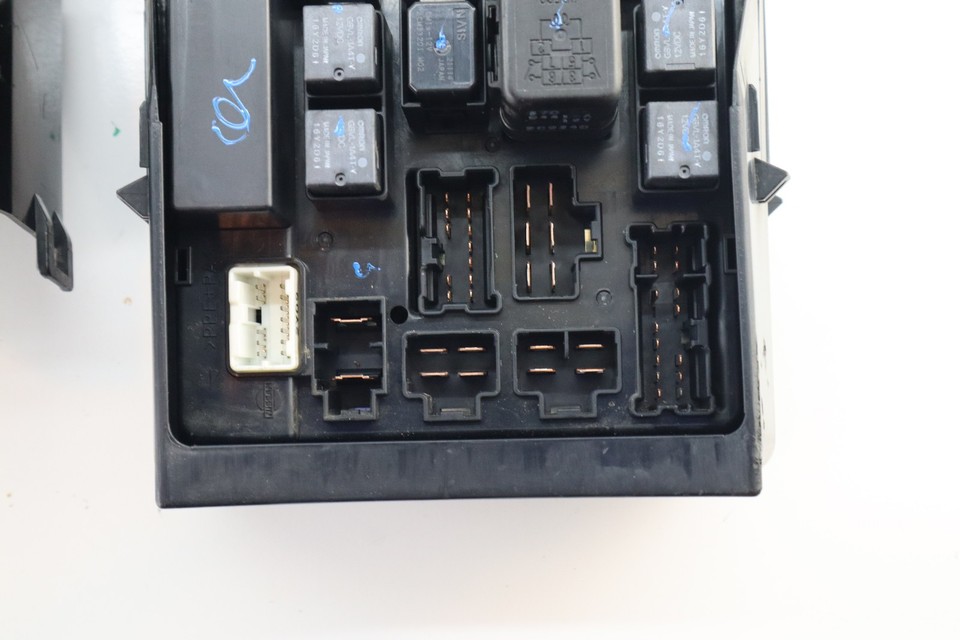 2003-2004 INFINITI G35 350Z IPDM Fuse Box Power RELAY Module OEM ...