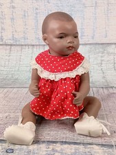 Bisque Heubach-Koppelsdorf Alemania 399 4/0 DRGM Muñeca Bebé Africana 12" Repro. De colección