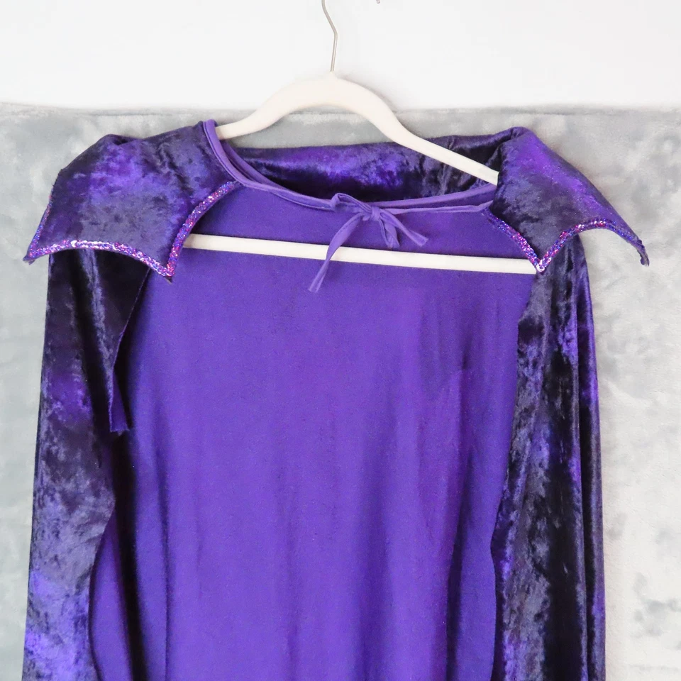 Disfraz de capa de terciopelo con capucha púrpura para mujer grande Halloween disfraces bruja gótica Foto 2 de 4