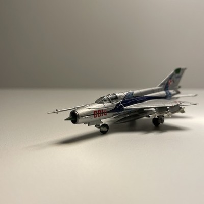 Herpa Wings 1/200 Mikoyan MiG-21MF 3. ELT, 45th anniversary Polish Air Force