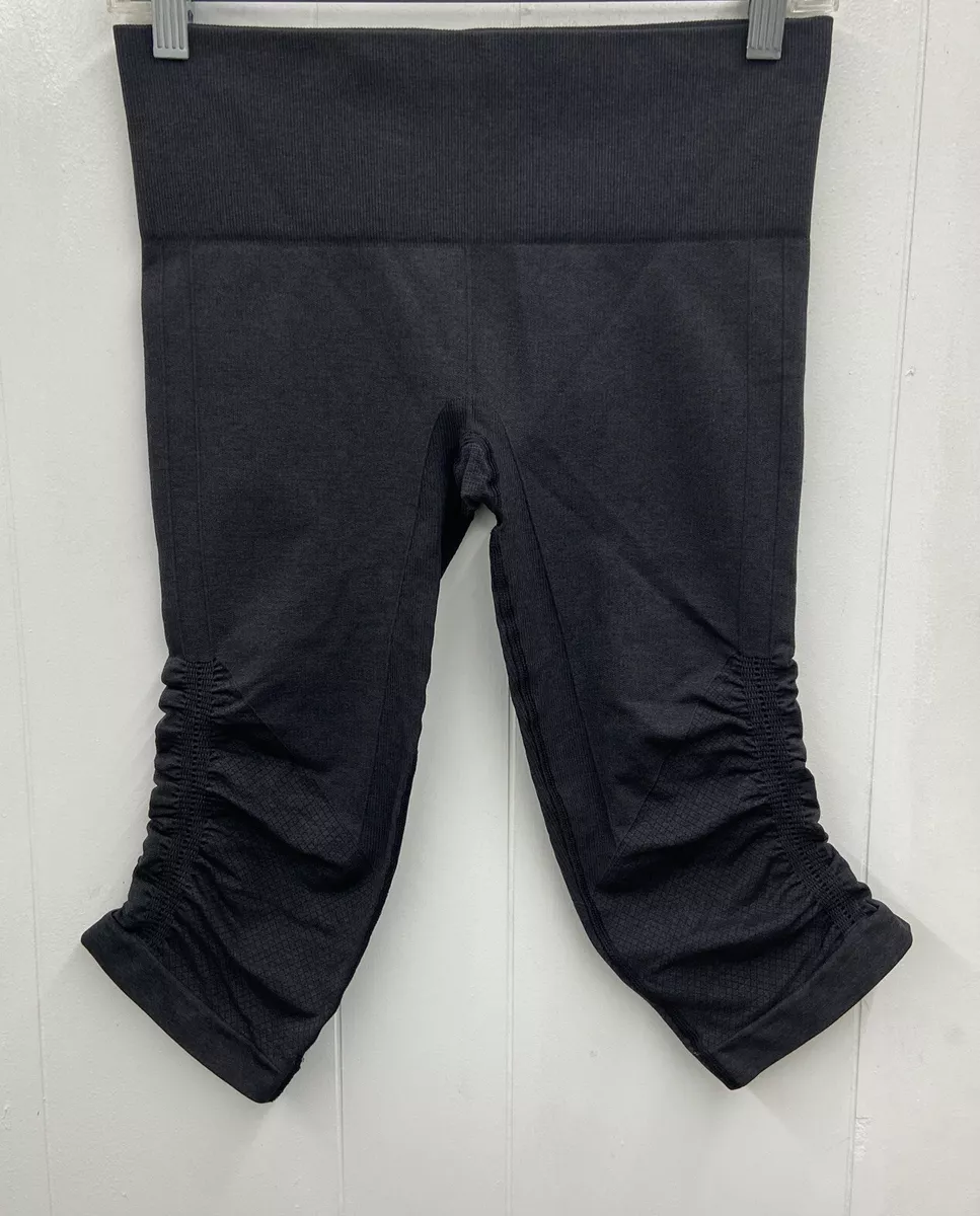 Lululemon Leggings Capri Ruched Scrunch Dark Gray Flow Crop Womens Size 6