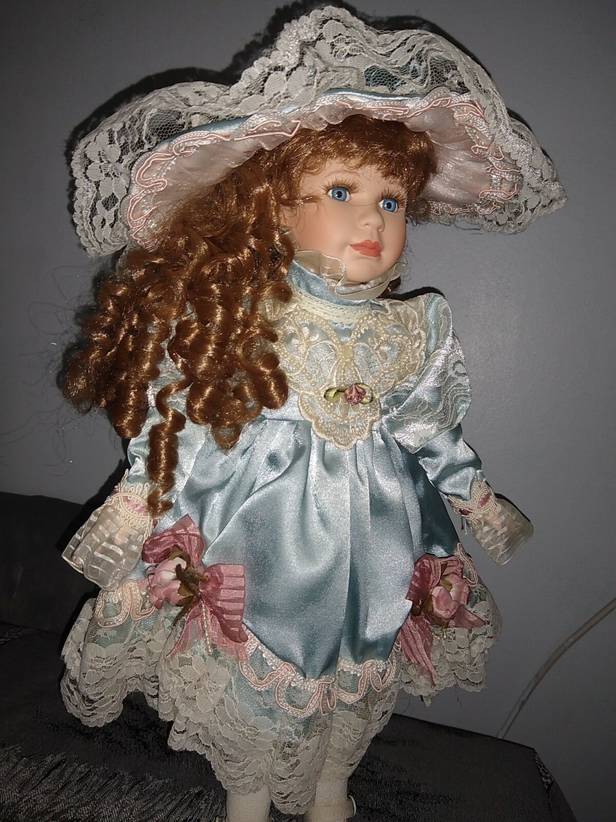Poupée Porcelaine Ancienne – 1960 – Mains Et Membres Porcelaine – Fille