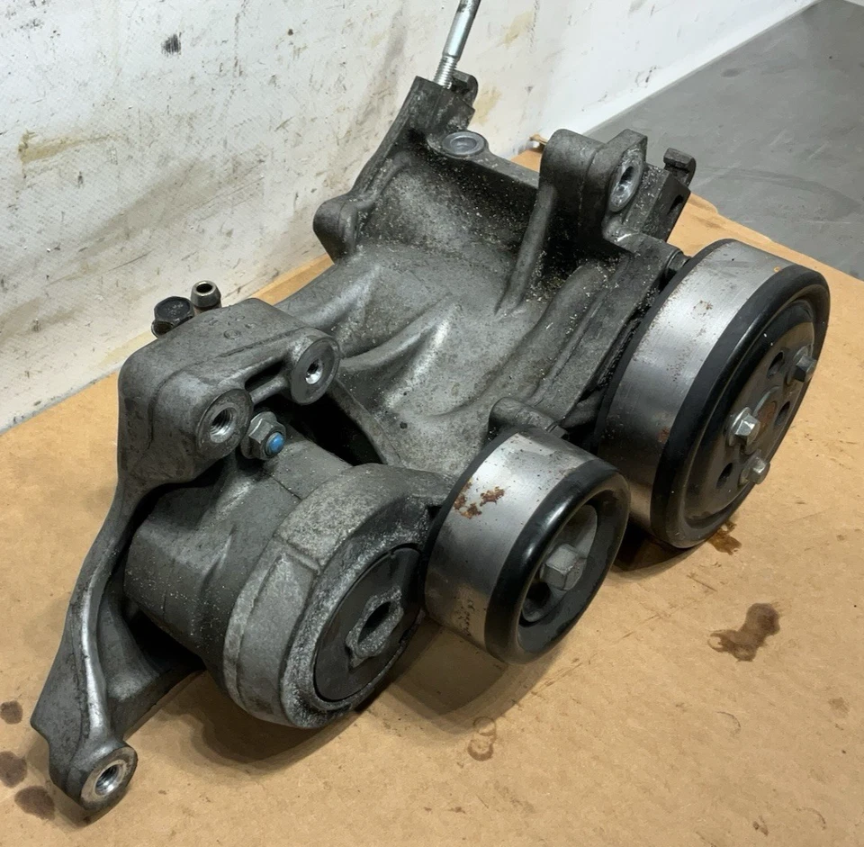 2008-2012 Honda Accord K24 2.4 водяной насос в сборе K24Z2 OEM - Изображение 2 из 4