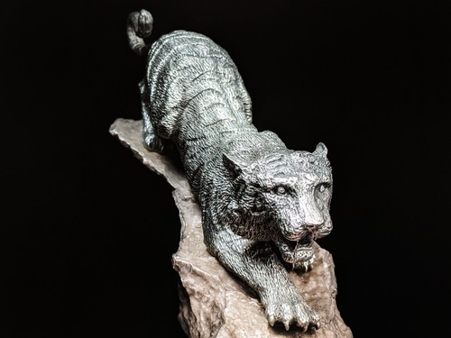 Royal Selangor Tiger Statue - Picture 11 of 11