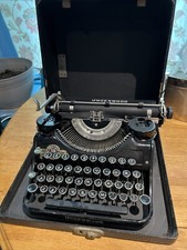 Underwood Universal Typewriter Vintage 1930’s thumbnail
