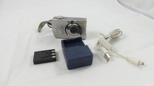 Canon Powershot SD500 7.1MP Digital Elph Camera 3x Optical Zoom 9885A001 