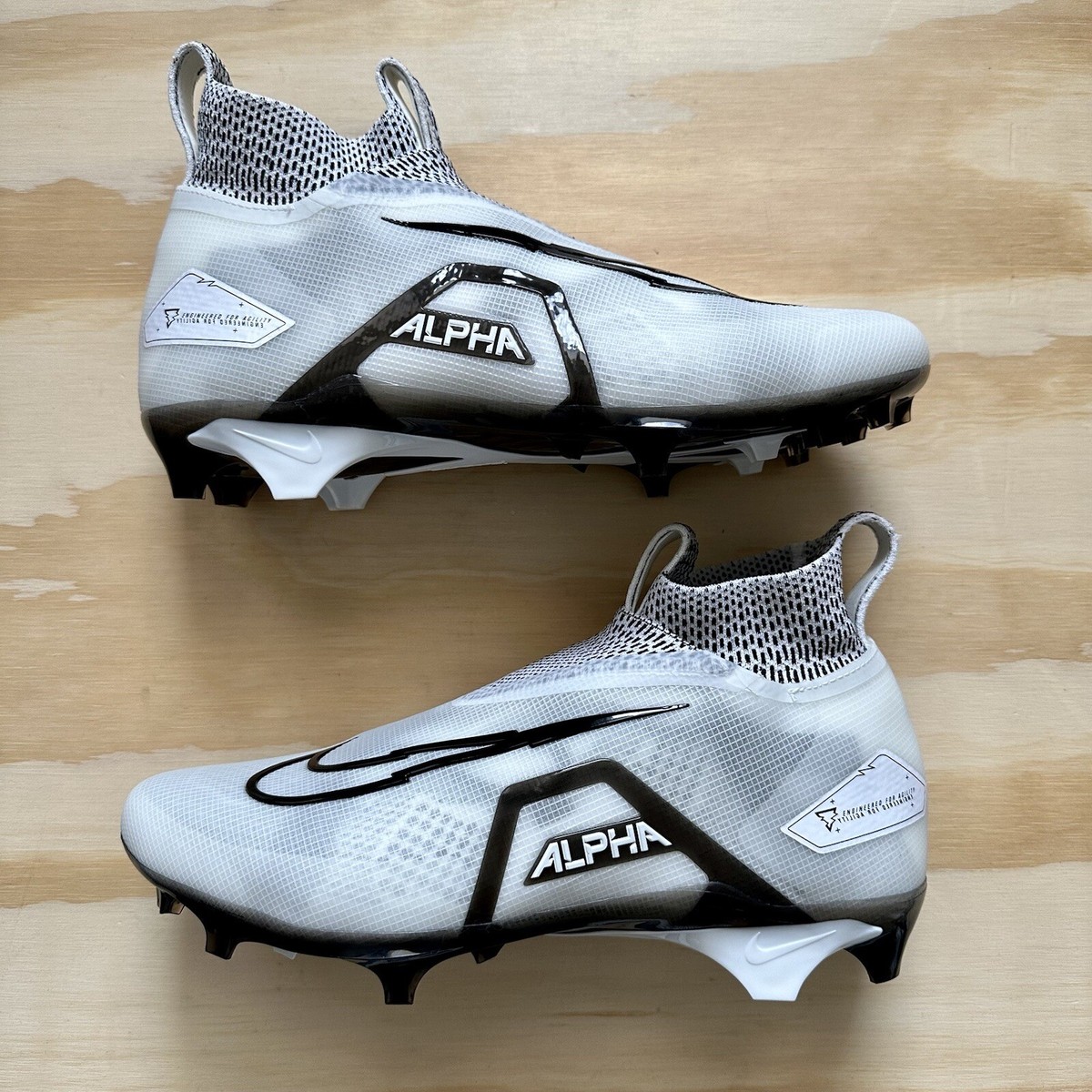 Nike Alpha Menace Elite 3 Mid Football Cleats White Black  display picture 1