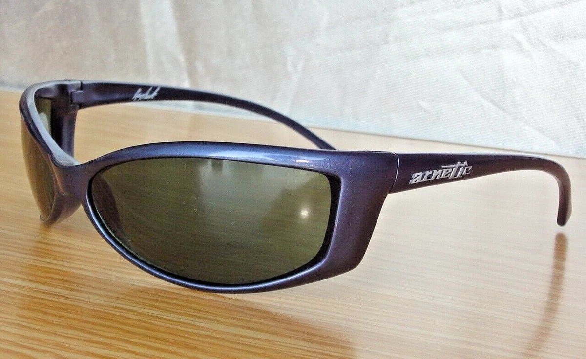 Arnette Swinger 250 metallic Blue 64mm Green lens Greg A.signat