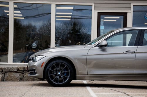 2017 BMW 3-Series xDrive - Picture 17 of 40