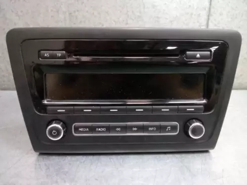5J0035161E System Audio / Radio/CD für SKODA Rapid ( Nh ) Active 2013 2242349 - Bild 1 von 10